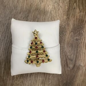 VTG Signed GERRY’s Gold Tone Christmas Tree Brooch Red Green Ornaments